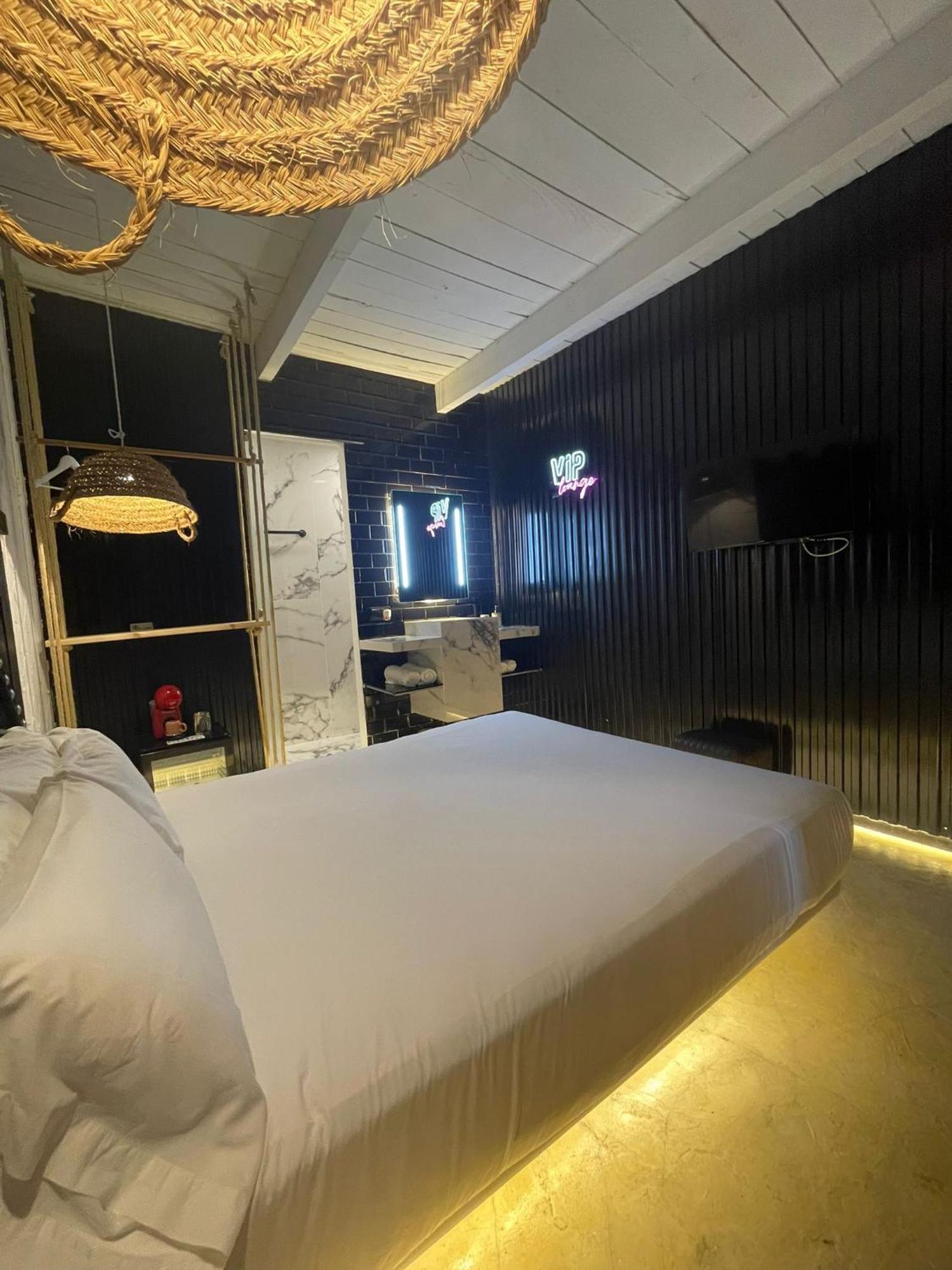 Paiise Hotels Sant Francesc de s'Estany Exterior foto